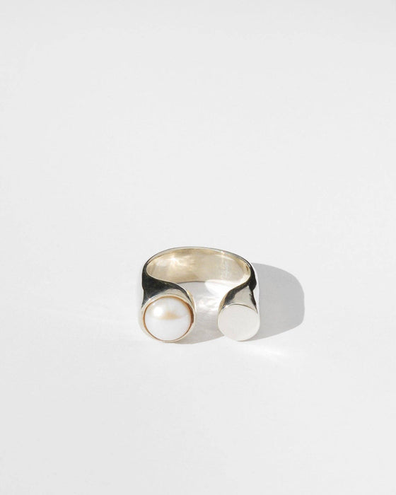 Libra Ring - White Pearl