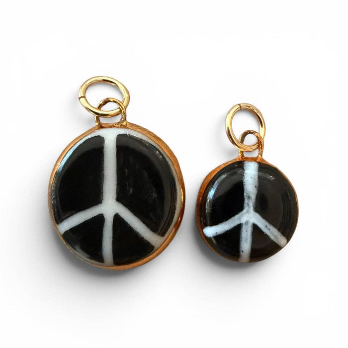 B&W Peace Sign
