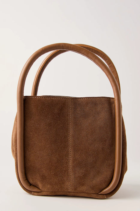 Barlow Bucket Bag