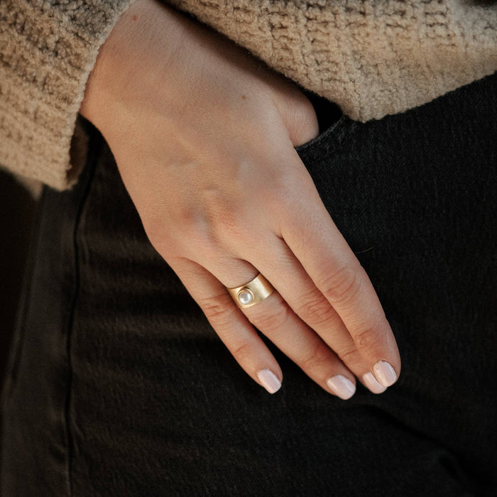 Nile Ring / 6mm / Pearl