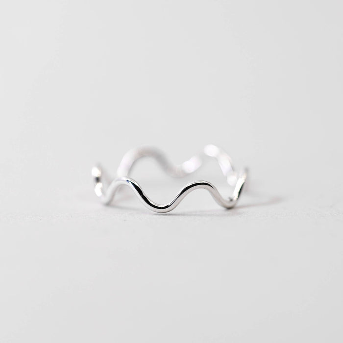 Wiggle Wavy Ring / Silver